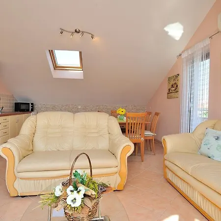 Apartman Lavandula Zára