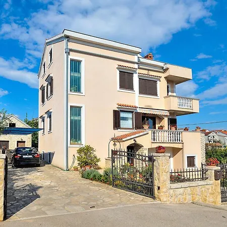 Apartman Lavandula *